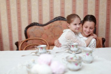 çay güzel küçük kızla