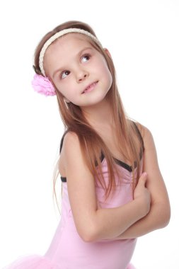Güzellik ve moda izole beyaz dans tutu, neşeli gülümseyen küçük kız