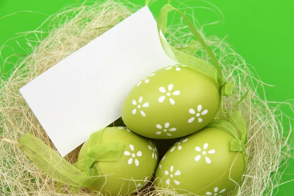 Kartkę z życzeniami na temat Wielkanocy kolorowe jajka pisanki ozdobny — Zdjęcie stockowe
