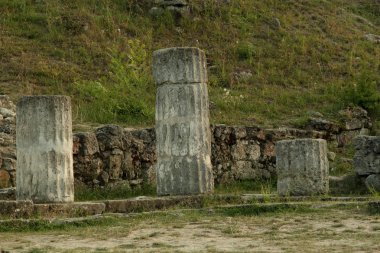 arkeolojik kazılar ve antik kentin kalıntıları