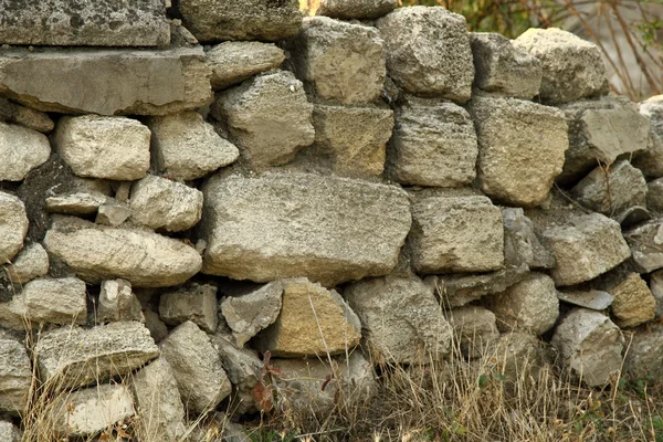 Gammal stenmur kollapsar — Stockfoto