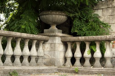 Antik kentin bahçedeki Vintage güzel korkuluk