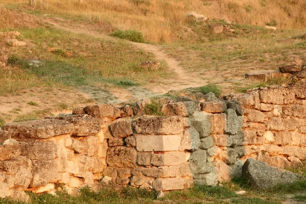 Archaeological excavations and the ruins of the ancient city in the sun — Stock Photo, Image