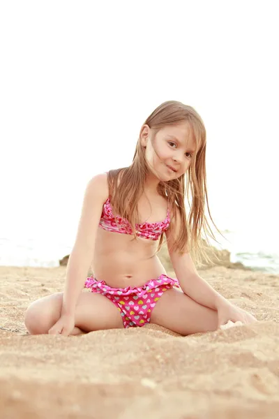 çekici kız pembe mayo seashell Karadeniz holding.