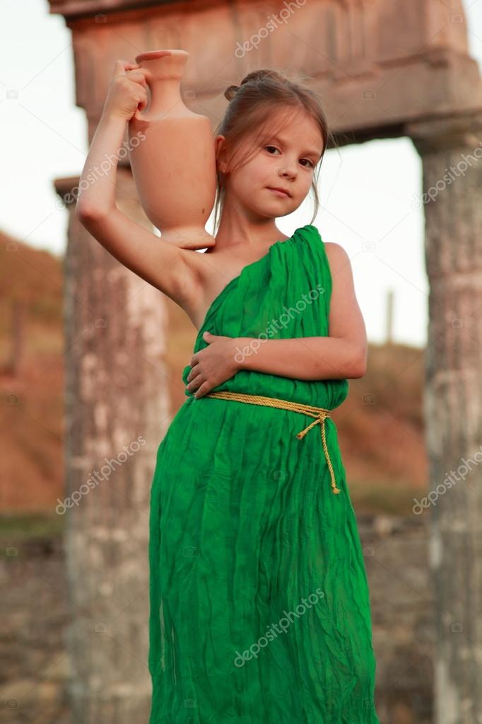 emerald green dress for little girl