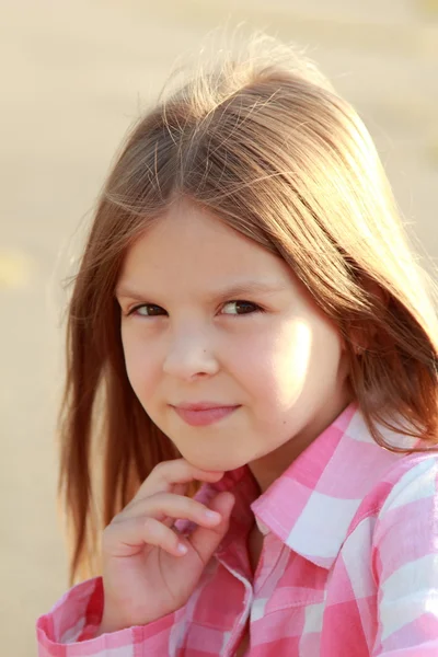 Menina branca bonita — Fotografia de Stock