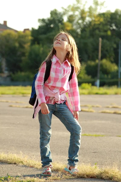 Happy Schoolgirl Outdoor — Stock Photo, Image