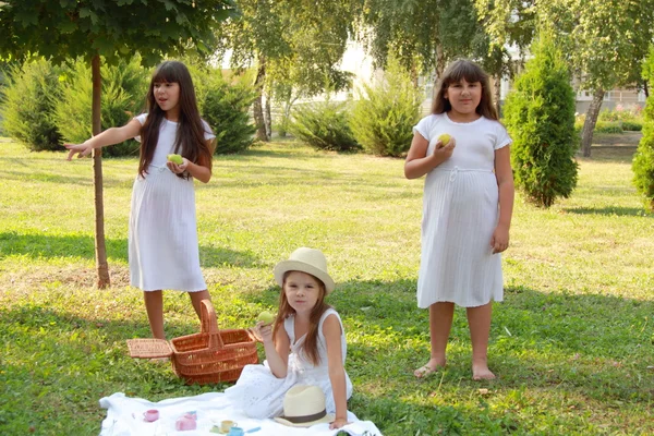 Bambini sorridenti felici — Foto Stock