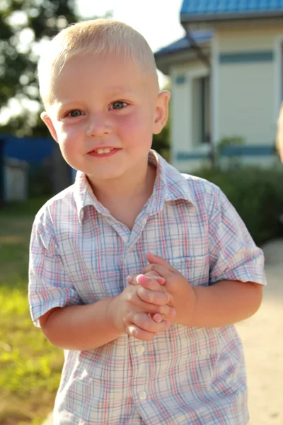 Portret van een jongetje — Stockfoto