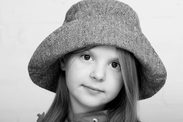 美丽微笑的小女孩 — 图库照片