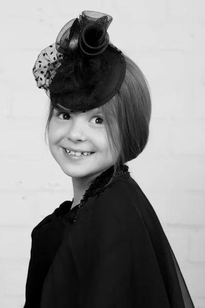 Portrait of a little girl in retro style — Stock Photo, Image