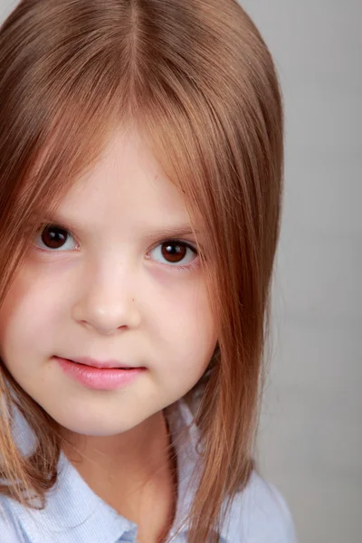 Portrait of a beautiful little girl — Stock Photo, Image