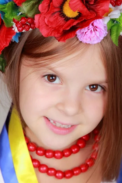 Little girl in the Ukrainian national costume — Stock Photo, Image