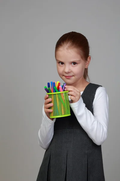 Školačka hospodářství značkovačů — Stock fotografie