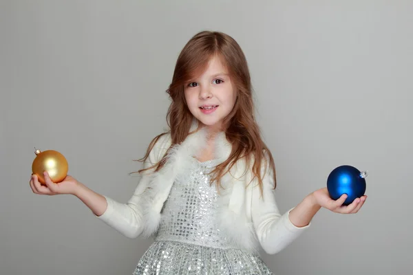 Enfant avec décorations de Noël — Photo