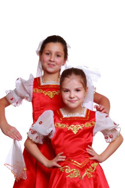 Kızlar Rus ulusal elbise