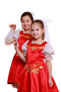 Kızlar Rus ulusal elbise