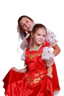 Kızlar Rus ulusal elbise