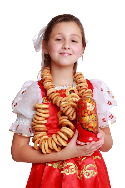 Flicka klädd i traditionell rysk dräkt — Stockfoto