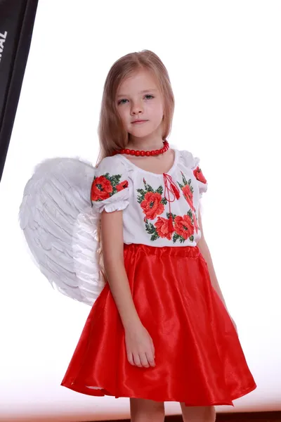 Little girl in Ukrainian national costume — Stock Photo, Image