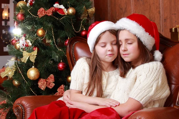 Cheerful little girls on Christmas — Stock Photo, Image