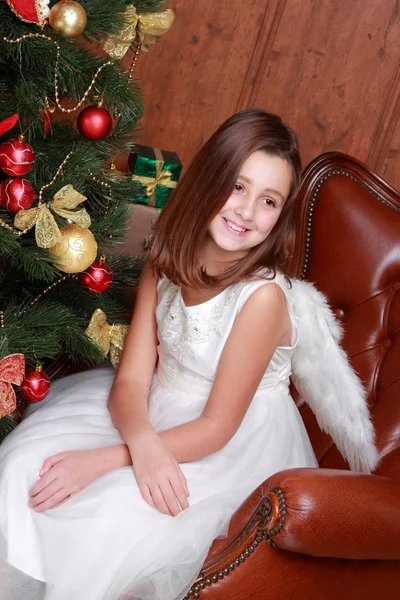 Little girl as an angel — Stock Photo, Image