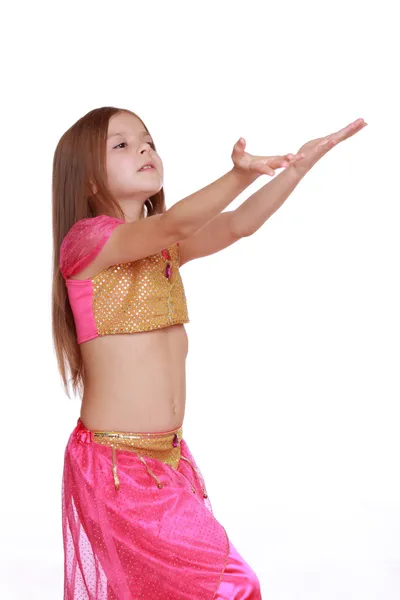 Unga magen dansande flicka — Stockfoto