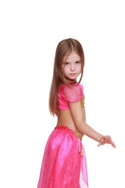 Genç oryantal dans eden kız