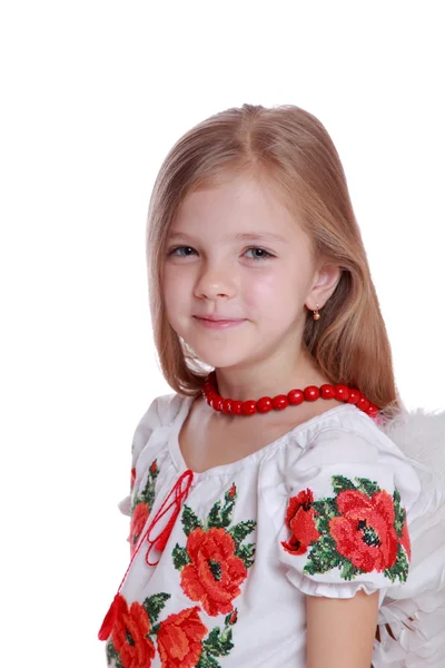 Kleine engel in Oekraïense kostuum — Stockfoto