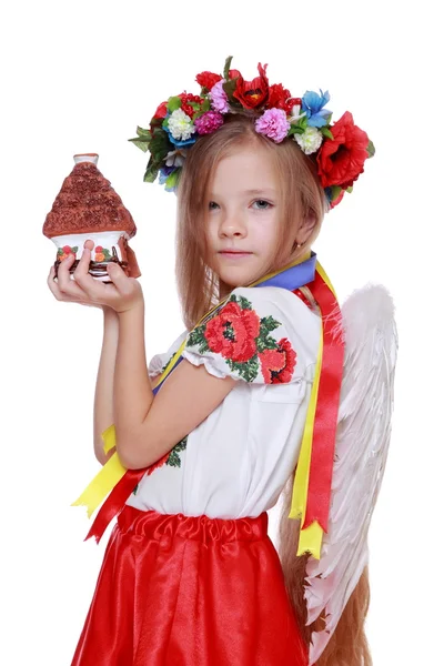 Fille dans un costume ukrainien national — Photo