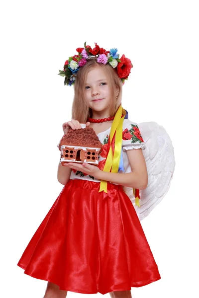 Ukrayna Milli takım elbiseli kız — Stok fotoğraf
