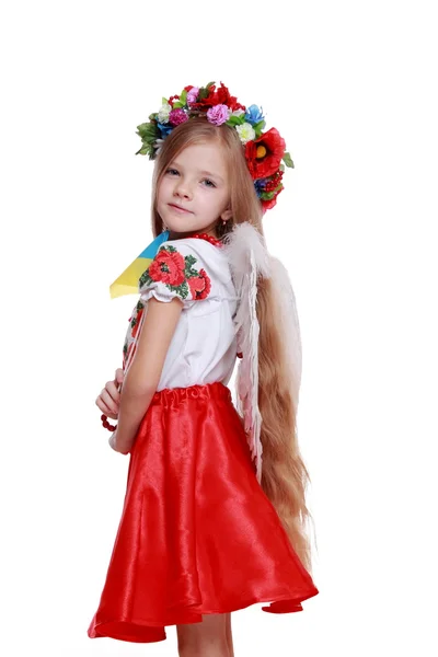 Ангел девушка в национальном украинском костюме — стоковое фото
