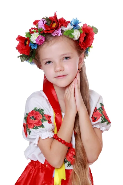 Niña en un traje nacional ucraniano — Foto de Stock