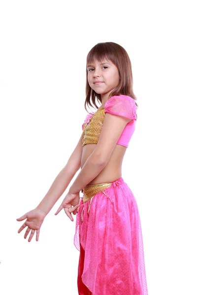 阿拉伯肚皮舞者穿着粉红色的连衣裙 — 图库照片