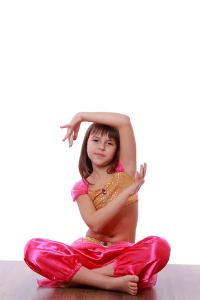 Menina em um vestido bonito oriental — Fotografia de Stock