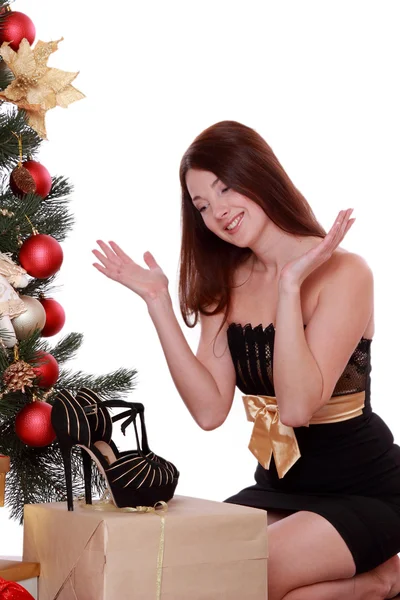 Ragazza con scarpe nuove a Natale — Foto Stock