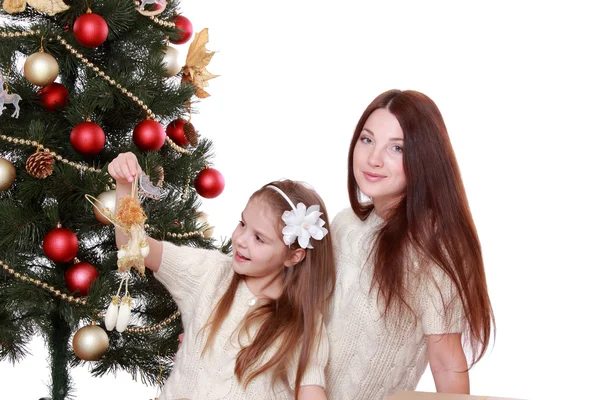 Ibu dan gadis kecil pada hari Natal — Stok Foto