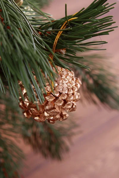 Noel dekorasyon altın çam Stok Fotoğraf