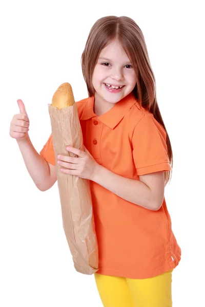 Meisje biedt smakelijke broodje — Stockfoto