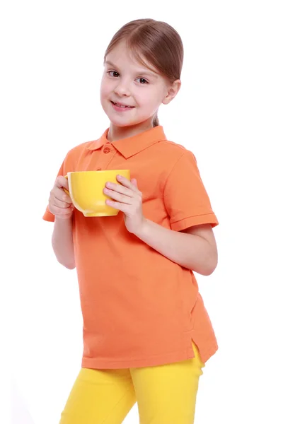 Niño con taza de té —  Fotos de Stock