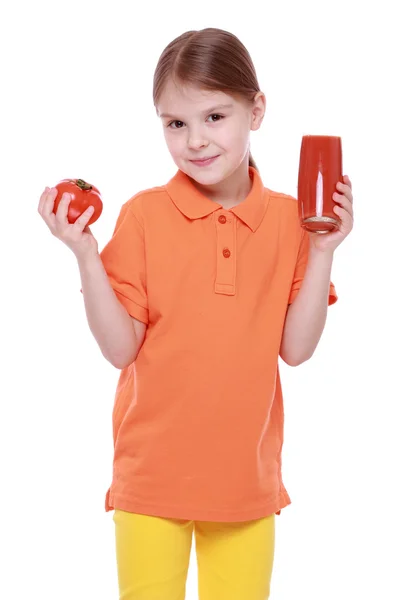 Menina segurando suco de tomate — Fotografia de Stock