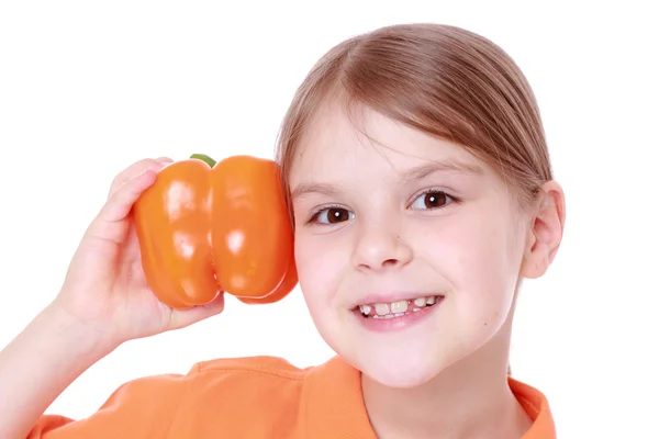 Dívka hospodářství sladká paprika — Stock fotografie