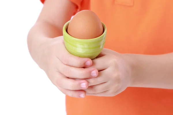 Ragazza che tiene un uovo — Foto Stock