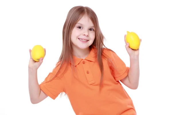 用柠檬做的女孩 — 图库照片