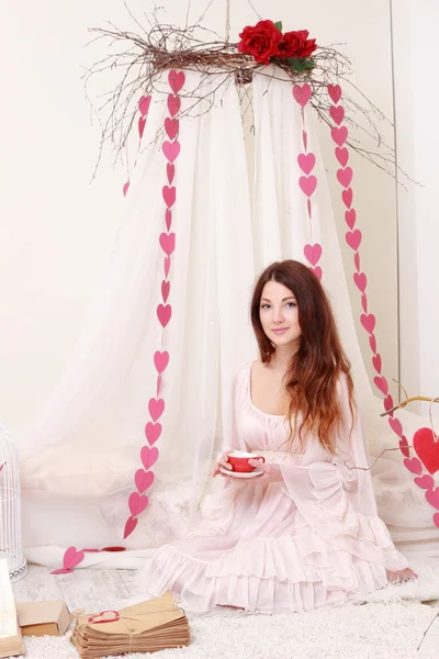 Girl with tea set — Stock Photo, Image