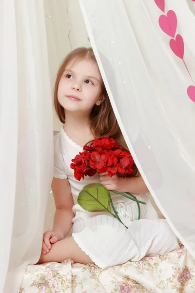 Menina no feriado de São Valentim — Fotografia de Stock