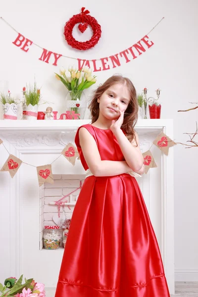 Ragazza su San Valentino sfondo giorno — Foto Stock