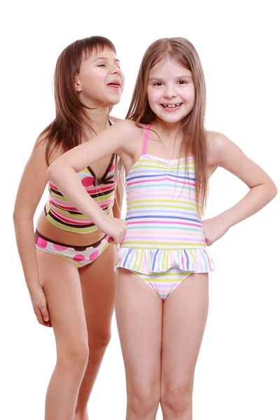 Petites filles portant des maillots de bain d'été — Photo