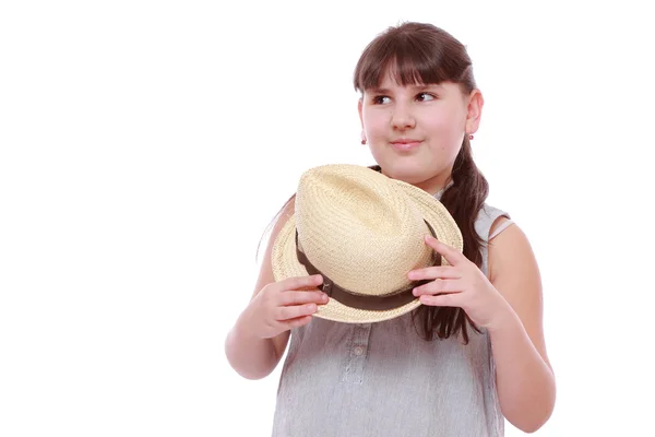 Dziewczyna w słomkowym kapeluszu — Zdjęcie stockowe