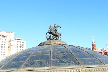 anıt aziz George'un manezh kare üzerinde